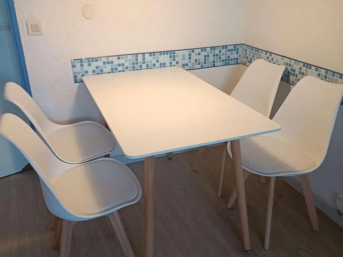 Studio Climatise Avec Terrasse, Piscine Privee Et Acces Mer, Villeneuve-Loubet - Fr-1-252A-38
